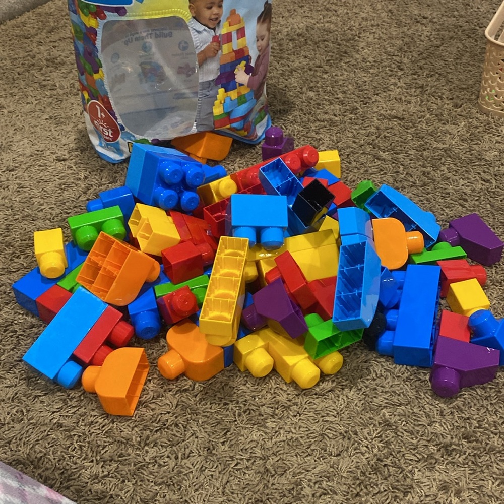 Mega blocks - Picture 2 of 6